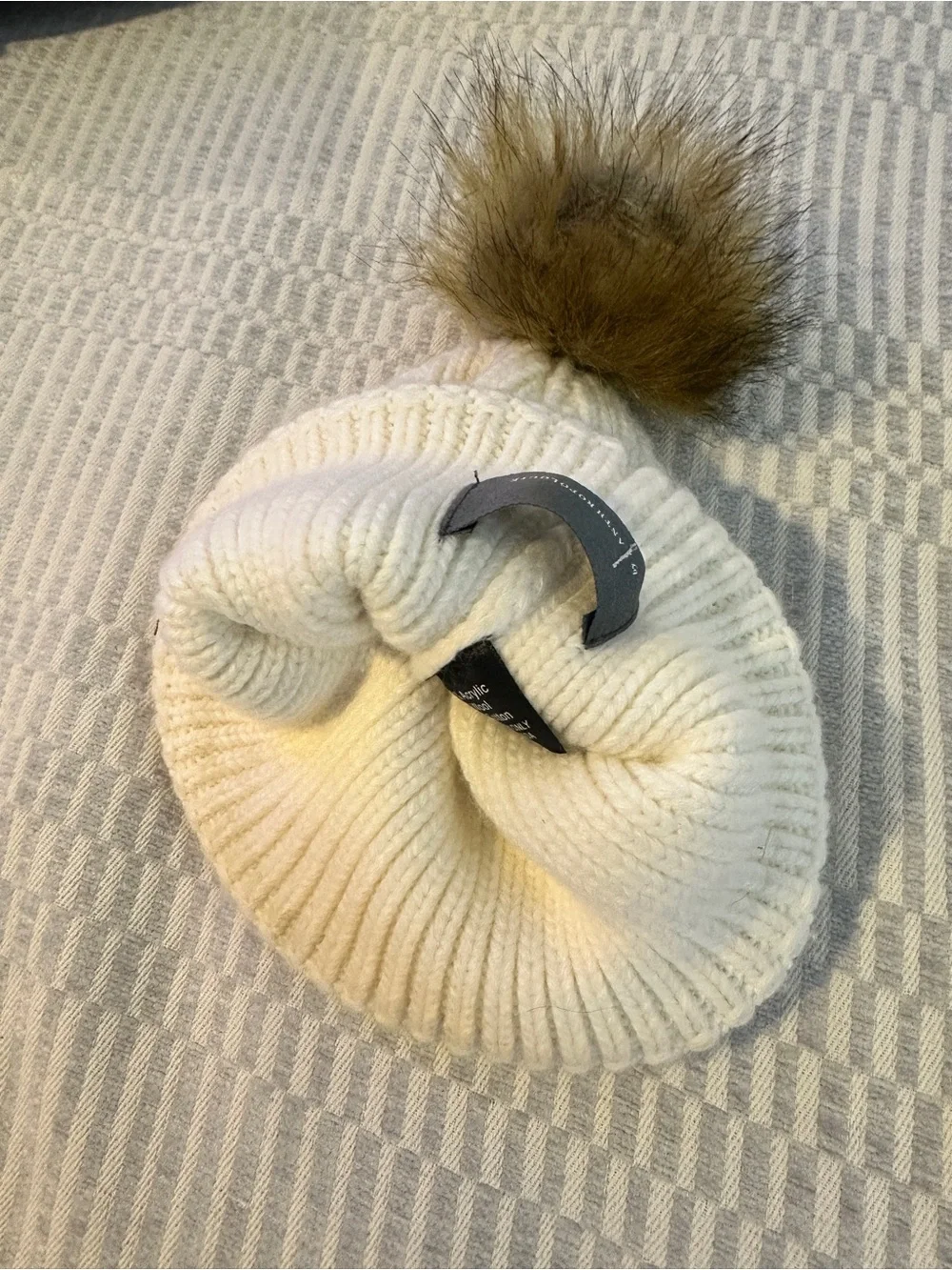 Anthropologie Pick-A-Pom Marled Beanie Base Cream w/Taupe Pom - Picture 8 of 12
